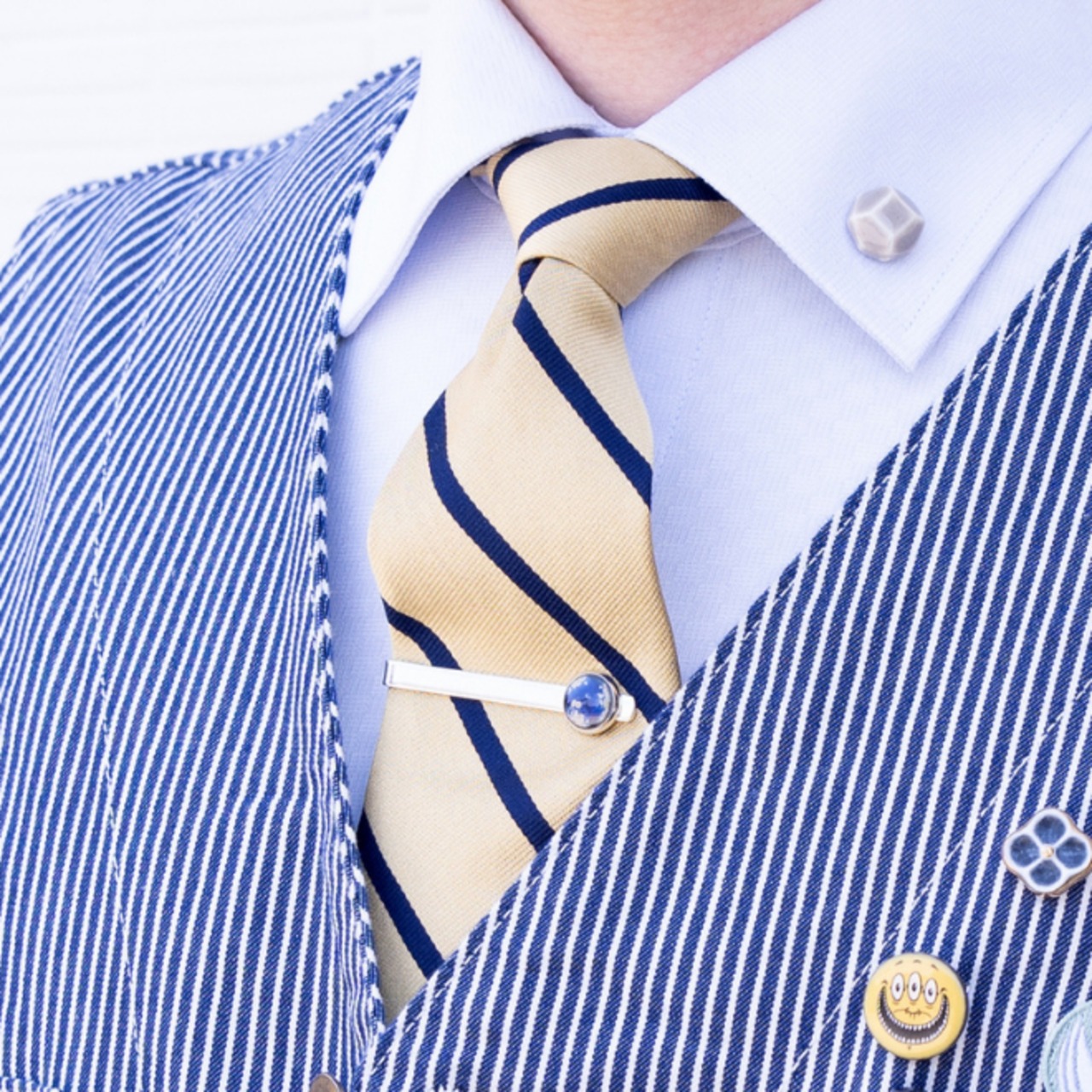 タイル　ネクタイピン　結晶