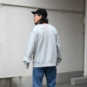 クオンサシコギャルズスウェット、デニムパンツ新作コーディネート