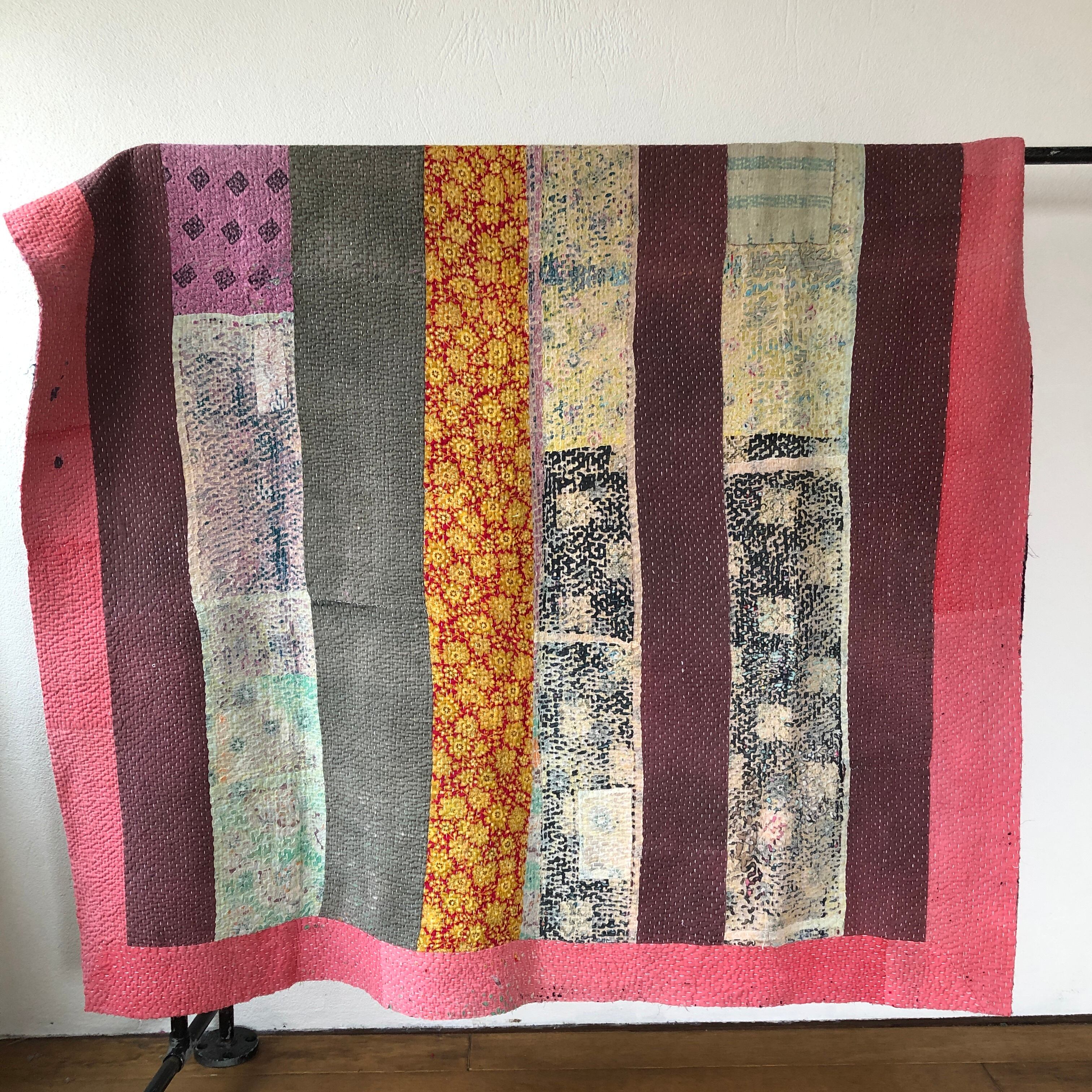 Vintage pink patchwork kantha quilt カンタキルト ラリーキルト