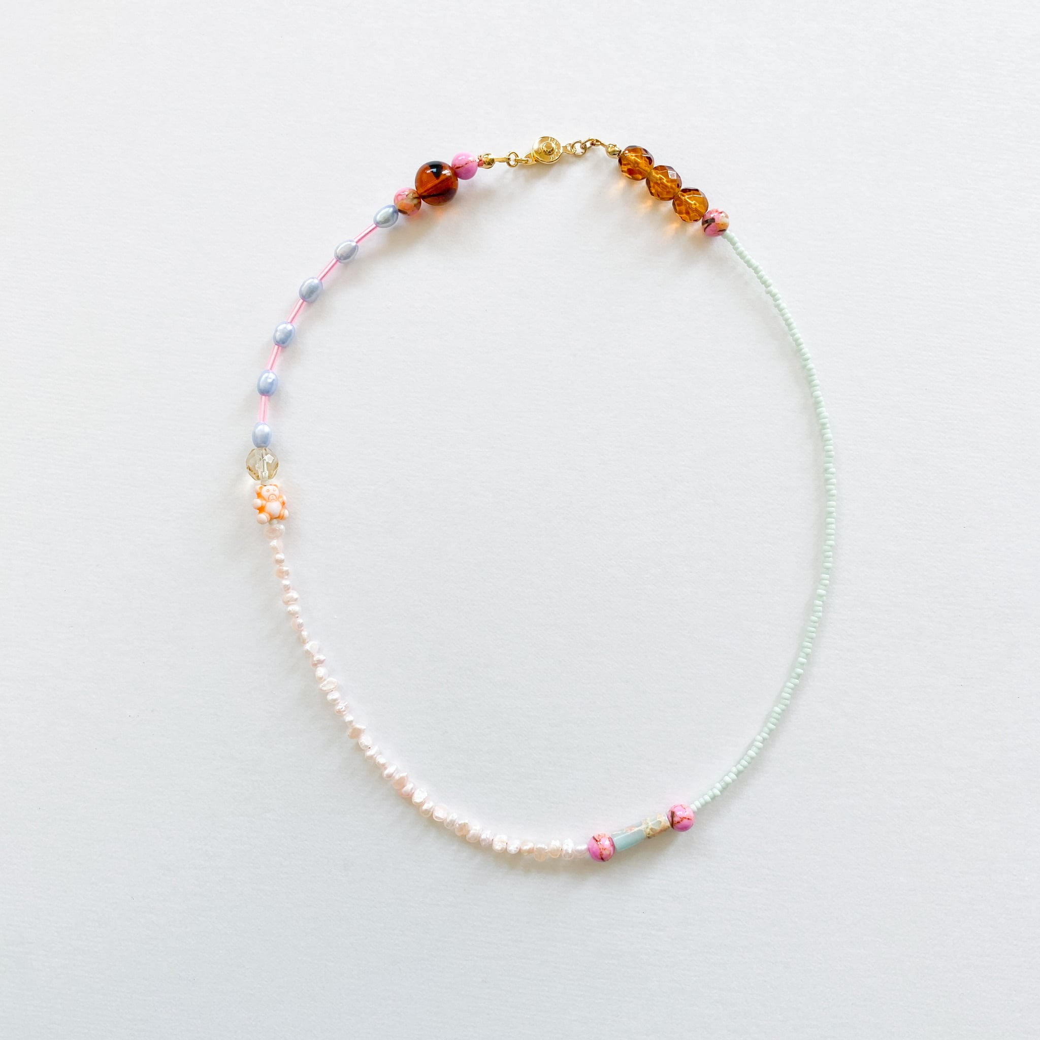 淡水パールとビーズのネックレス