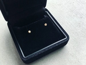 K18 ダイヤモンドピアス 0.05ct×2