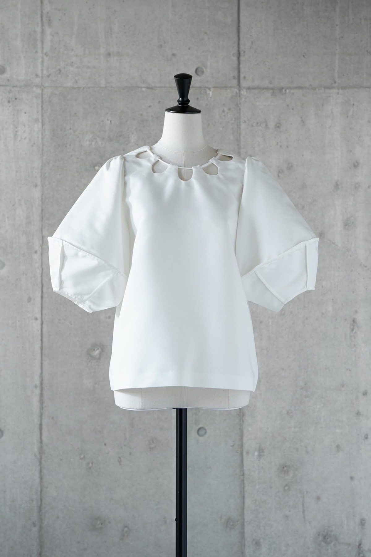 DAISY BLOUSE(white)ご注文から1週間前後で発送 | roughlow