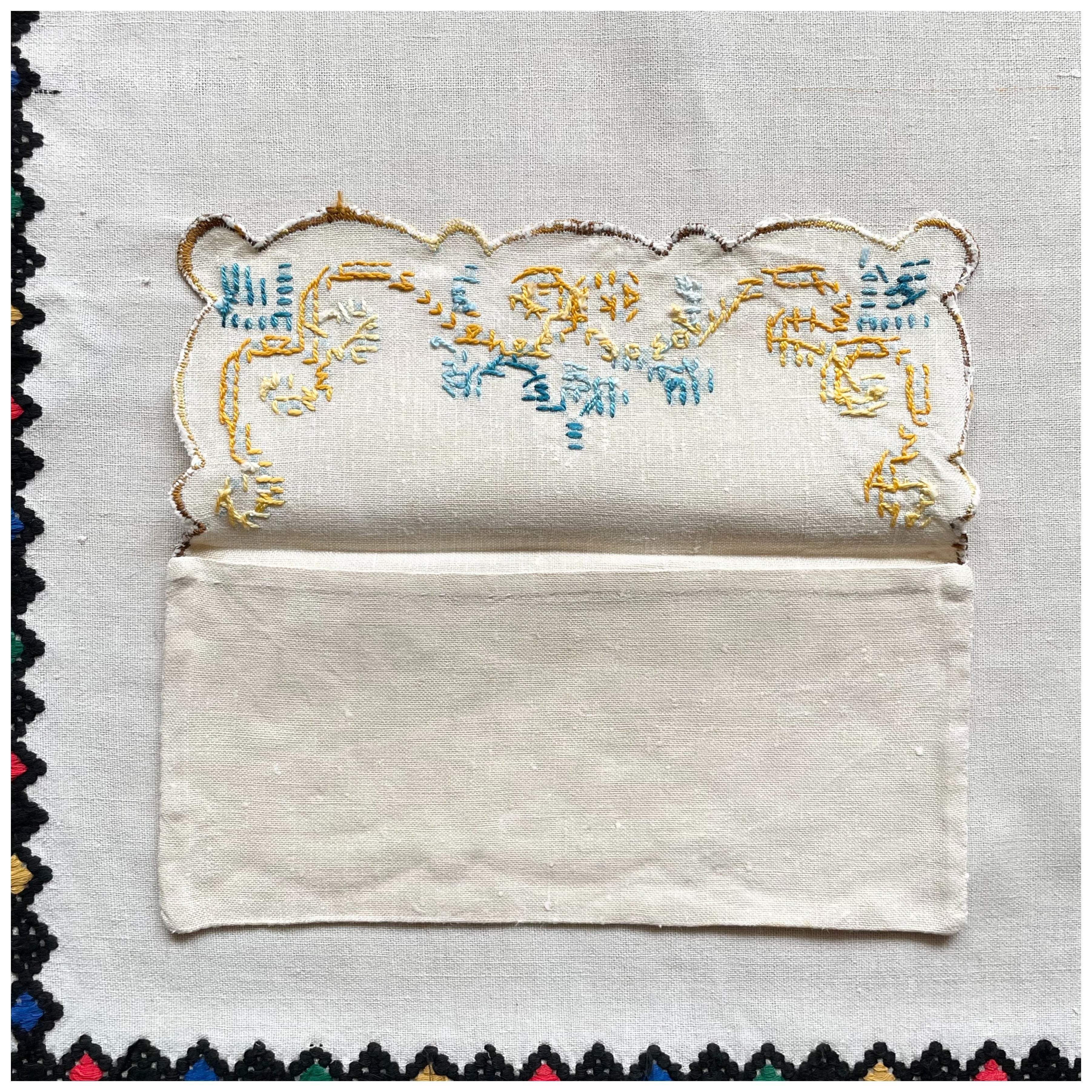 フランス買付 ヴィンテージ カトラリーケース 刺繍ポーチ クロス
