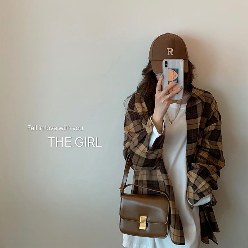 2020年新作スタッキングチェック柄シャツ女性秋ルーズミドル丈BFジャケット+肩を落とした白いTシャツ クレセントシティ11106403343