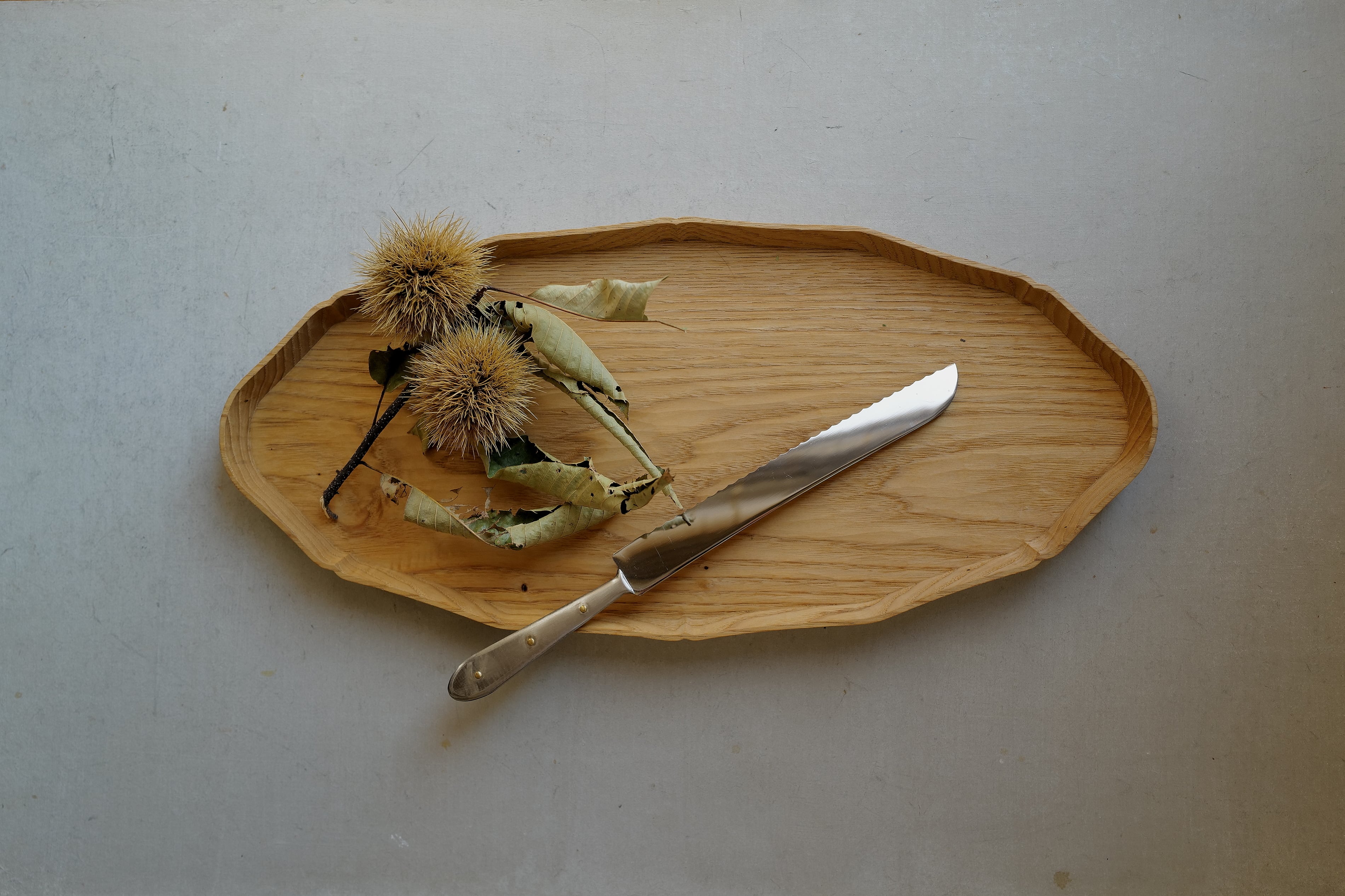 加藤良行 18.輪花オーバル盆大 | 陶屋なづな