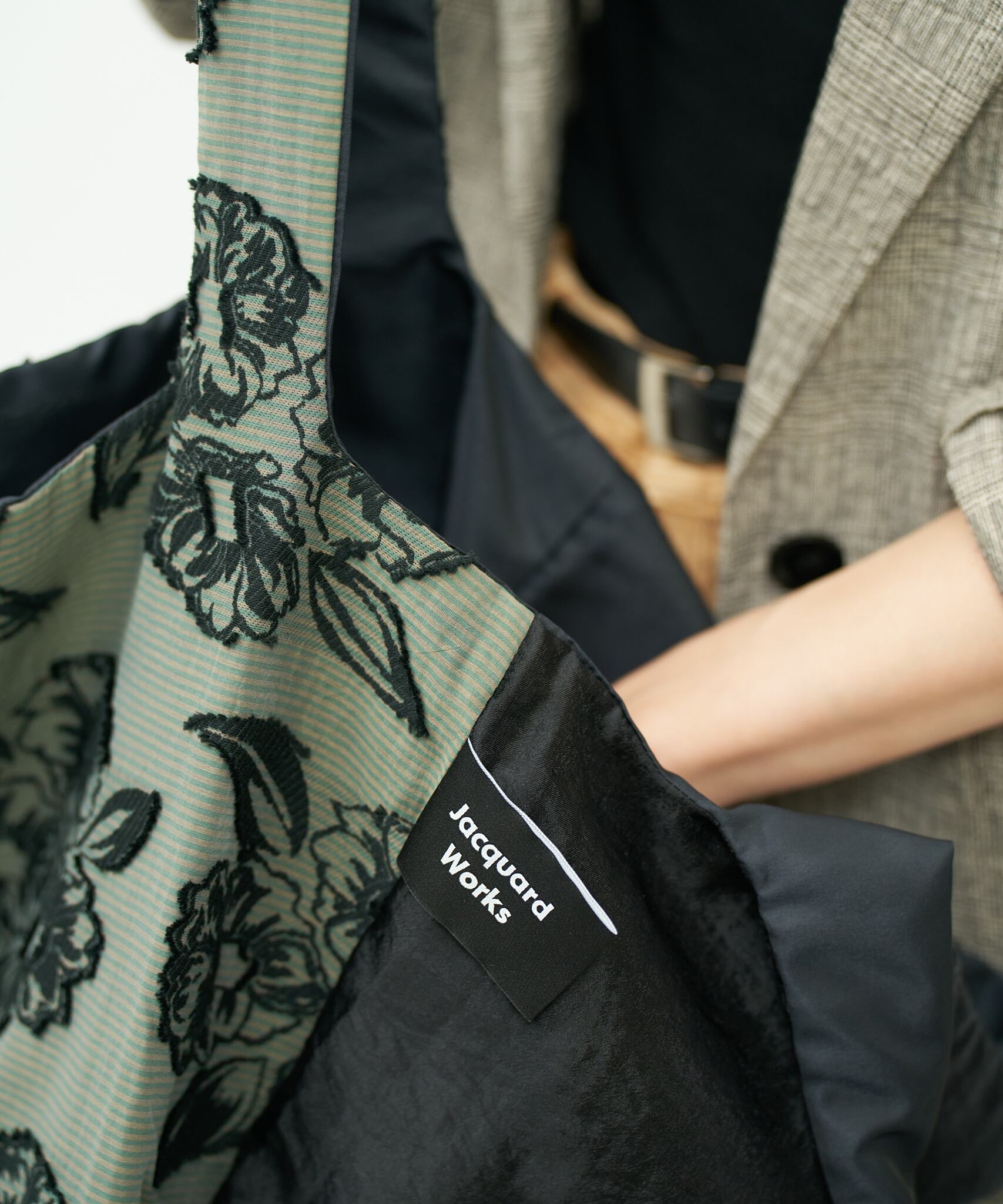 TWINS bag / black flower × shiny black / L（ポケット付