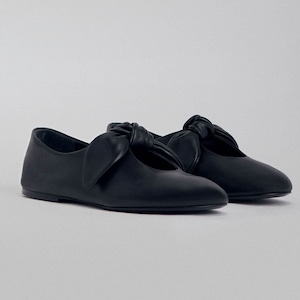 CO　BOW FLAT LEATHER SHOES　BLACK