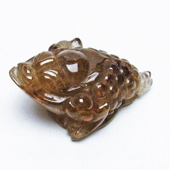 金針ルチル 金蟾 置物 手彫り 彫刻品 キンセン ルチルクォーツ 原石 一点物  おまかせ便 144-115