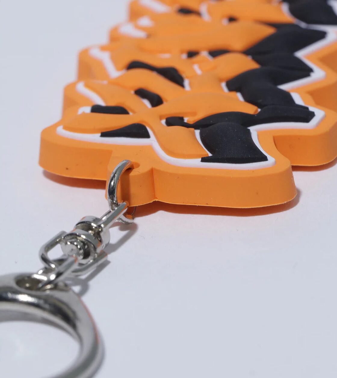 XLARGE】GRAFFITI LOGO RUBBER KEYCHAIN ラバーキーホルダー