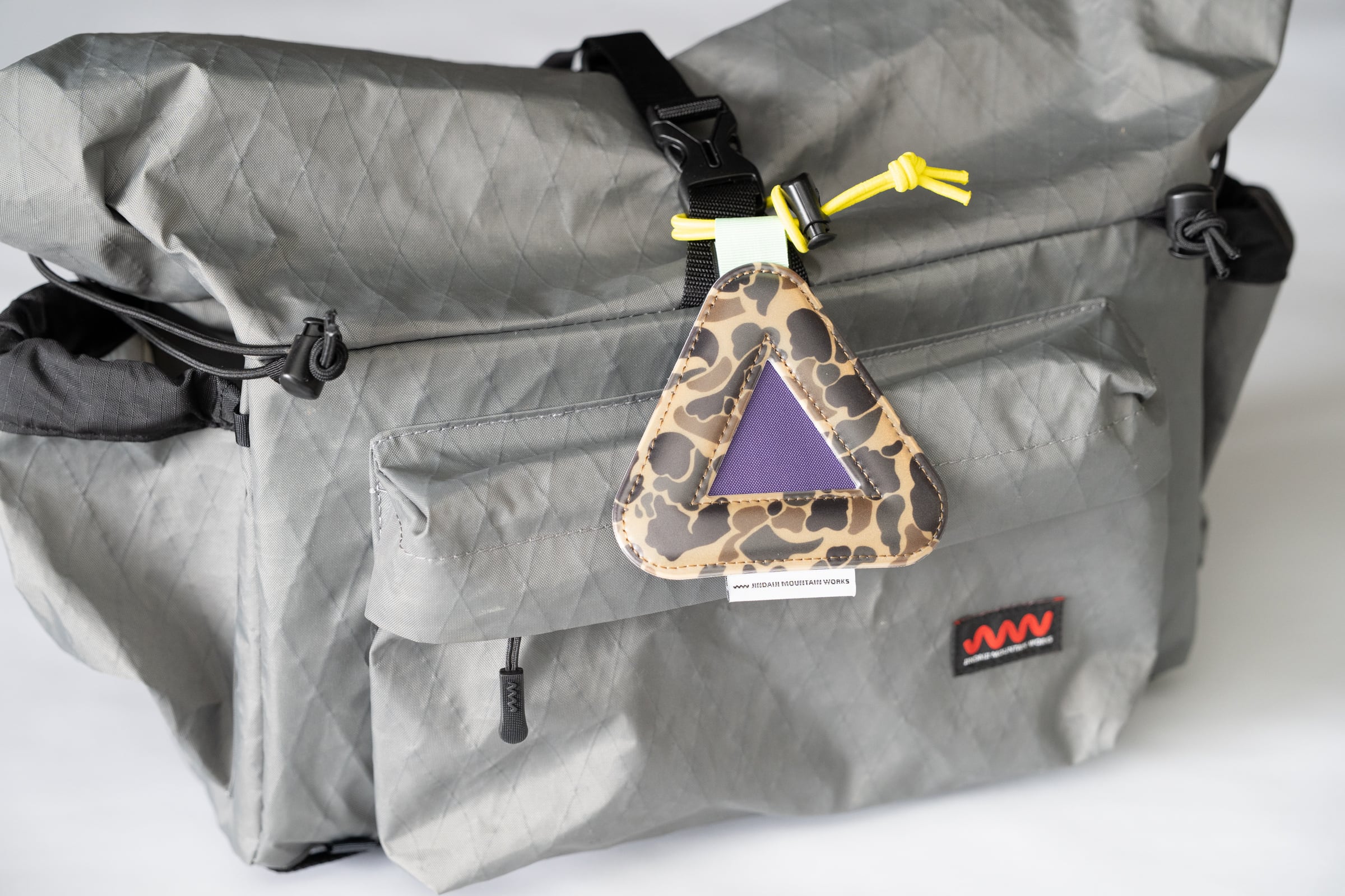 JMW × BLUELUG Triangle reflector camo | JINDAIJI MOUNTAIN WORKS