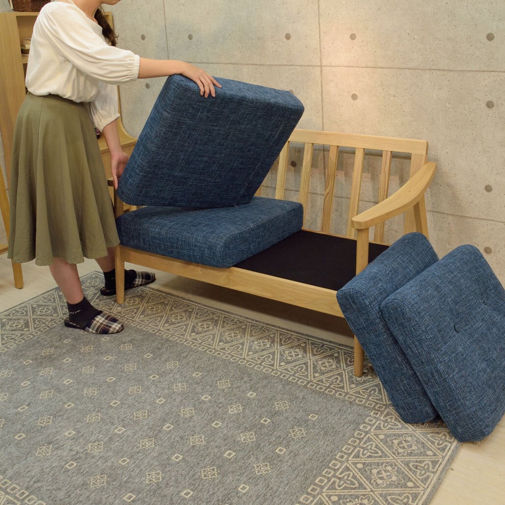 東谷》バッスム 2人掛け ソファ 外せるクッション - 2人掛け・3人掛け