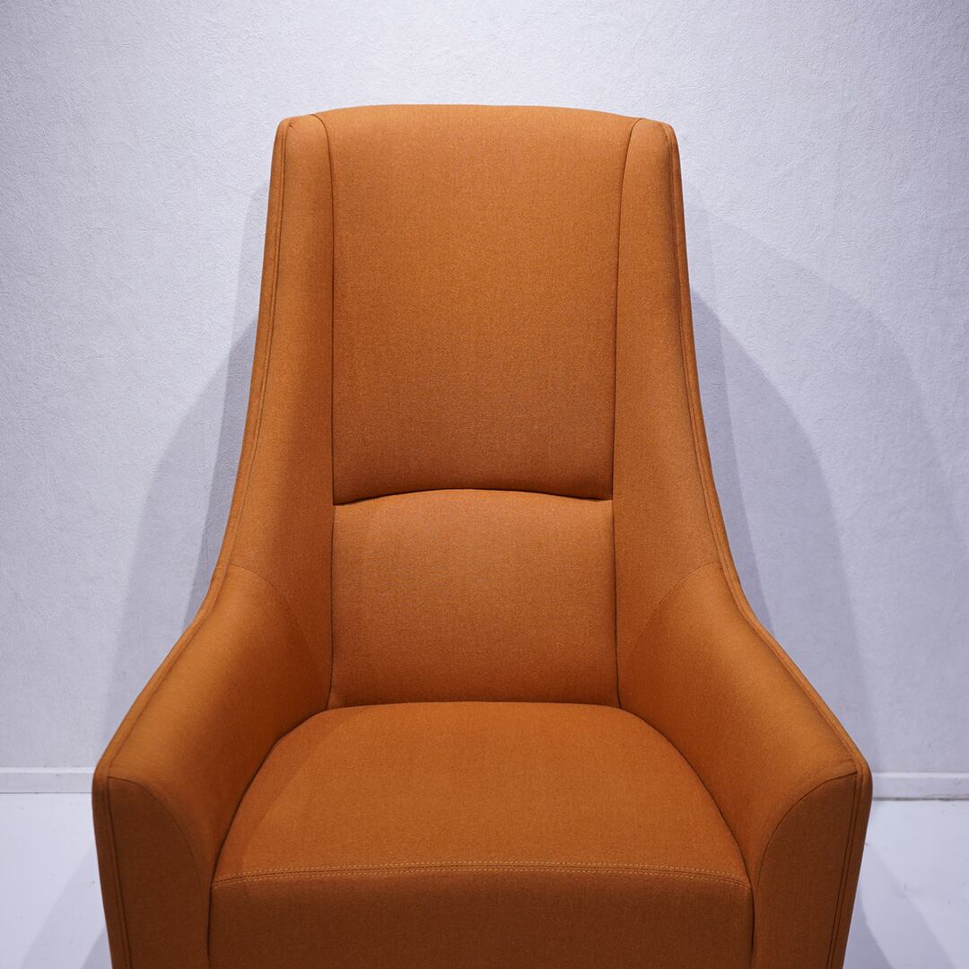 展示品　タイムアンドスタイル　総本革　レザー　ラウンジチェア　ソファ　モダン Time&Style Lounge Chair / モダン プロ仕上げ タイムアンドスタイル