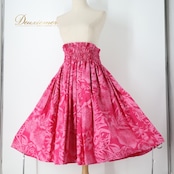 フラダンス 衣装 パウスカート ピンク系 プルメリア柄 モンステラ柄 ハワイアンプリント アロハ フラ ダンス レッスン 練習 シングル スカート フレア 華やか 鮮やか かわいい おしゃれ 軽やか ふんわり ピンク フラダンス衣装 練習着 フラダンス用 スカート 練習用 ピンクフラダンス トロピカル かわいいプリント レッスン用 お洒落 ふんわり感 おしゃれなデザイン