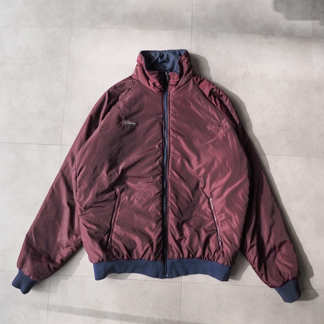 90s “Columbia” navy × Burgundy reversible padding jacket 90年代