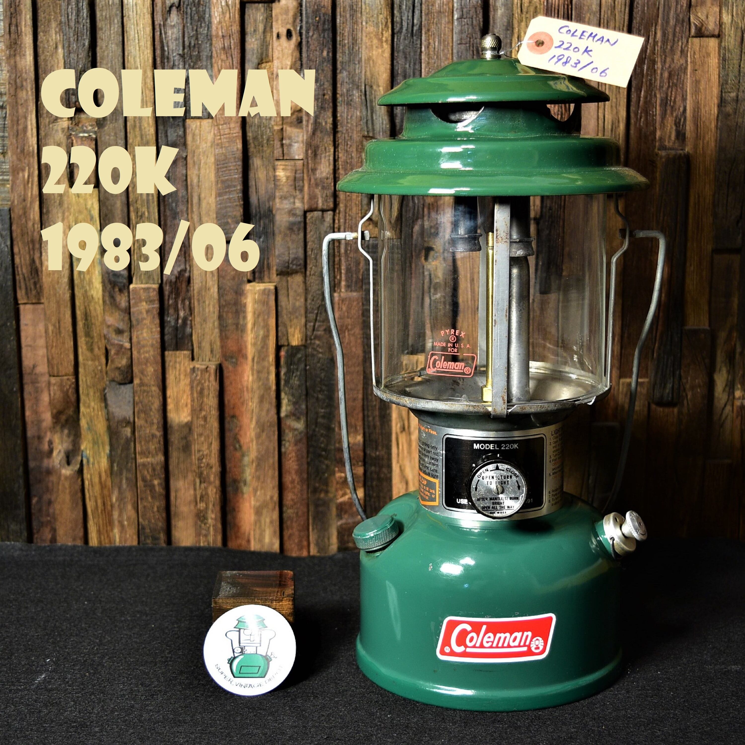 コールマン ツーマントルランタン 220K 1983年6月 ハードケース付き コールマン ツーマントルランタン 220K 1983年6月 ハードケース付き