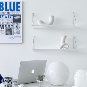 acryl wall shelf 3colors / アクリル ウォール シェルフ 壁掛け 取り付け 棚 家具 韓国インテリア雑貨