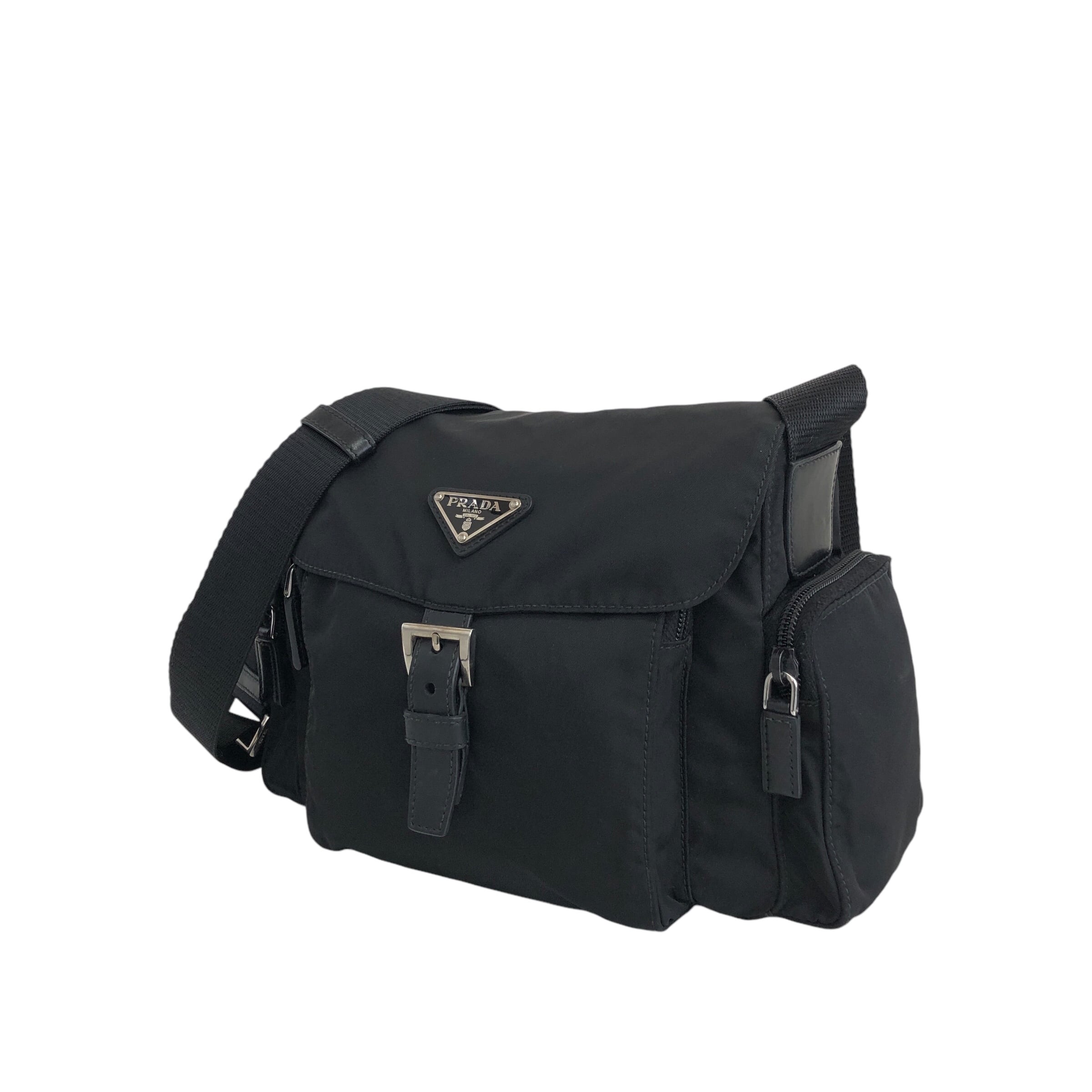 PRADA プラダ ショルダーバッグ ブラック トライアングルロゴ フロント