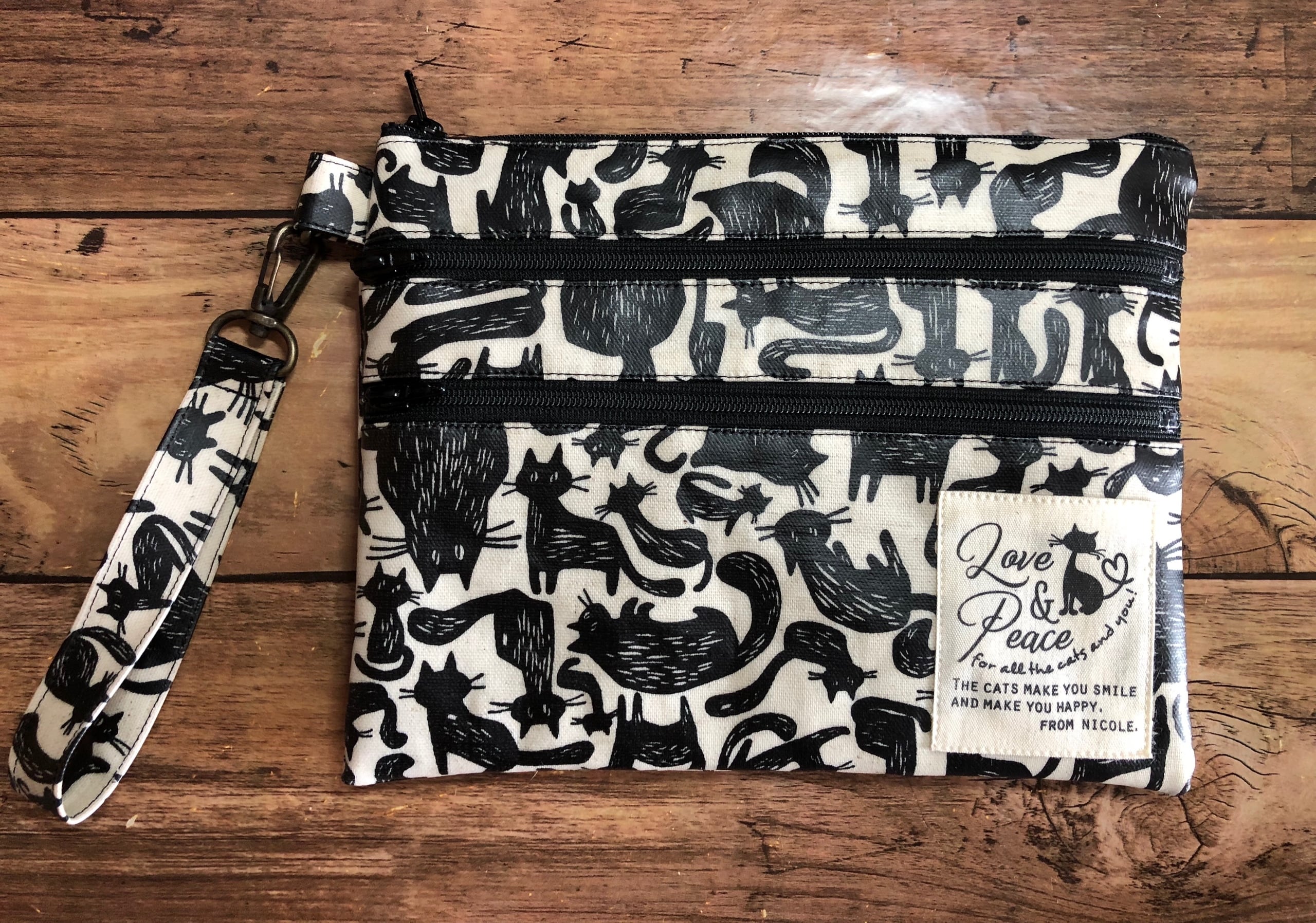 保冷保温20㎝ファスナーポーチ≪ココランド黒猫缶≫他 全5点 三段ファスナーポーチ【黒猫×オフホワイト】 | 黒猫屋ニコル