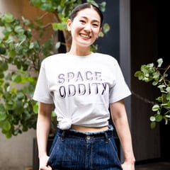 SPACE ODDITY（アッシュグレー）ブラックプリント | ロックT JandS