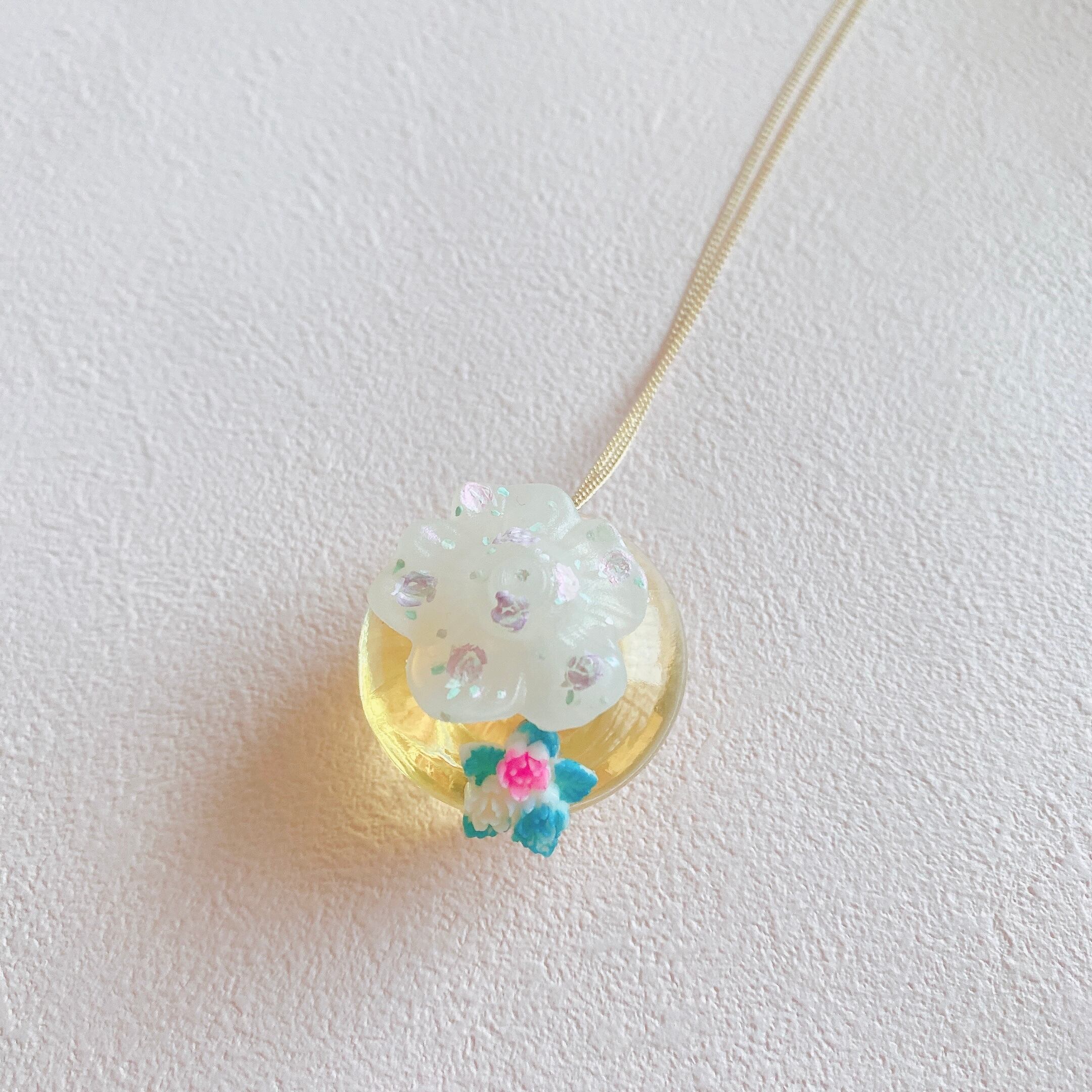 (ニナリッチリメイク)Nina Ricci Hand painted perfume neckless ペイント香水瓶ネックレス