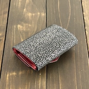 スティングレイ コンパクトウォレット オブシディアン シルバー
