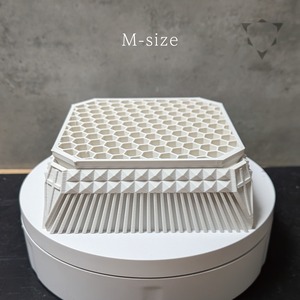鉢皿CROSSSTUDS M-[white] | 3Dプリンター鉢