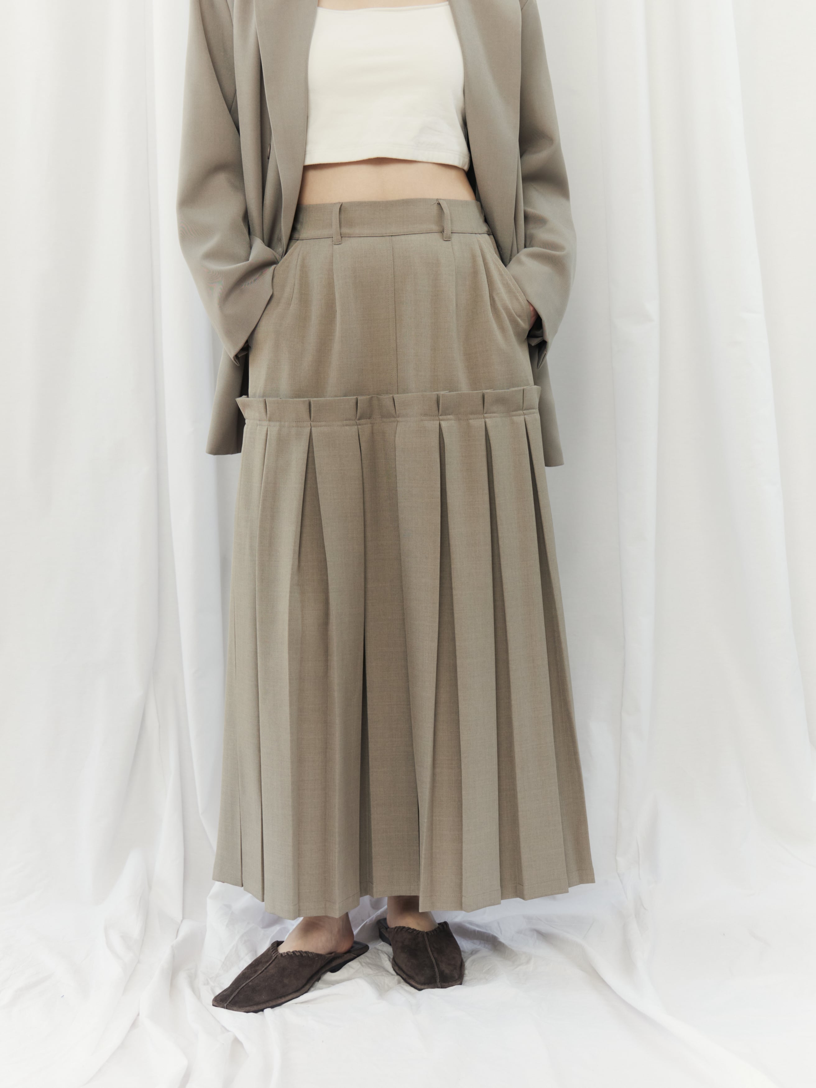 BOX PLEATS SKIRT（ﾎﾞｯｸｽﾌﾟﾘｰﾂｽｶｰﾄ）【7543107】 | CIEL'AIR