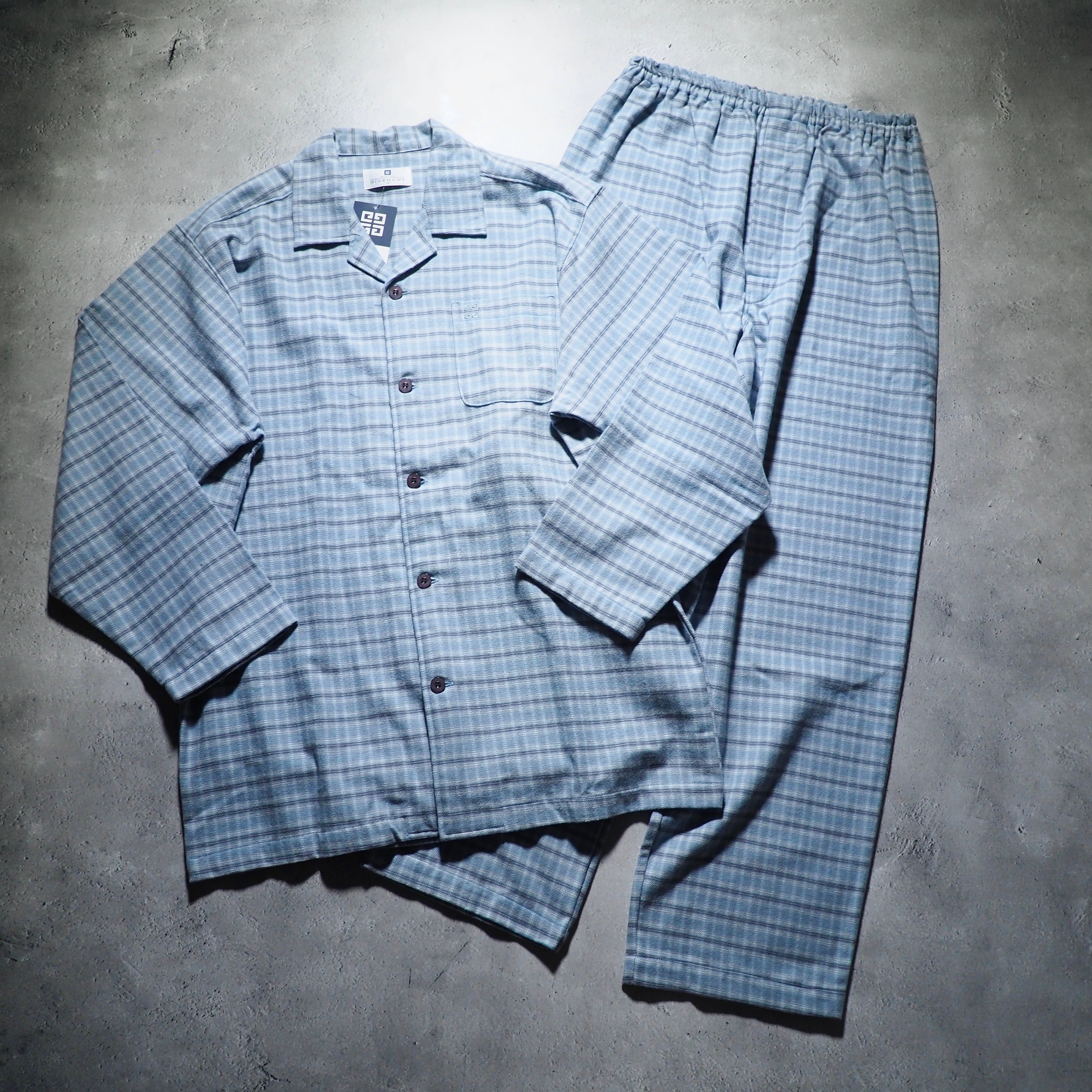GIVENCHY ” 4G logo embroidery vintage loose check pajamas