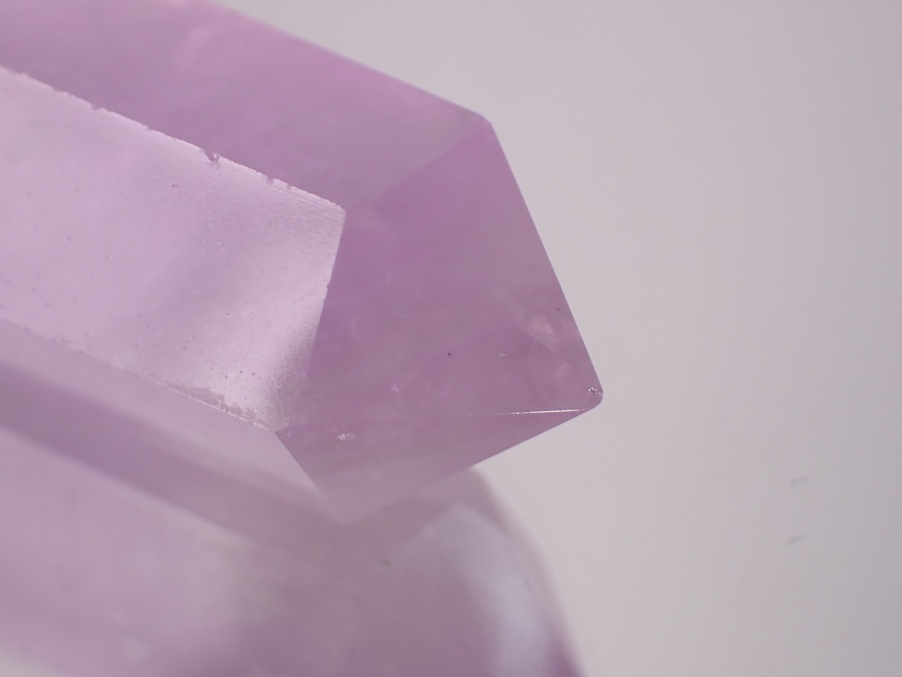 アメジスト　オベリスク/シングルポイント　21.4g　[D2-30]