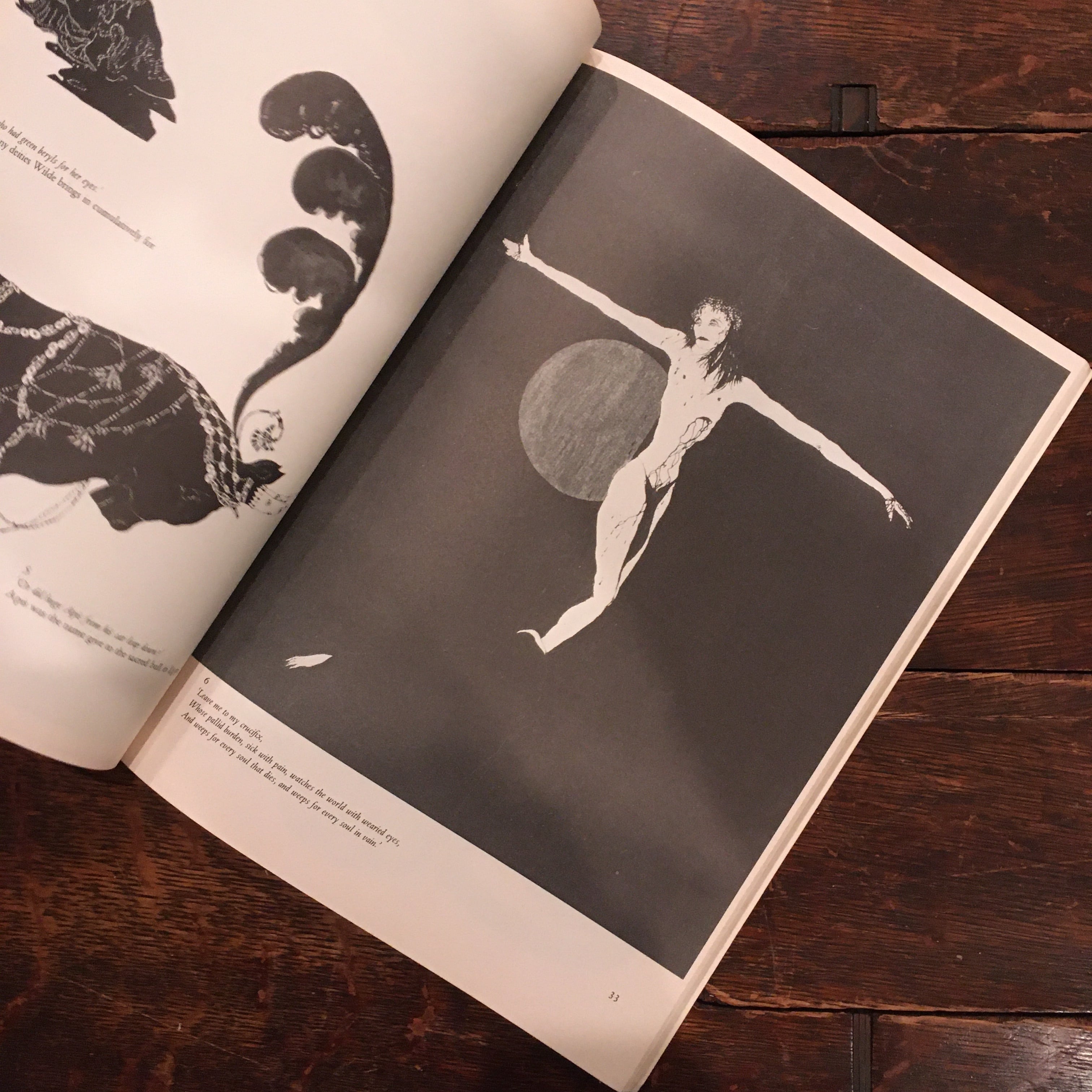 ALASTAIR - Illustrator of Decadence | 百年