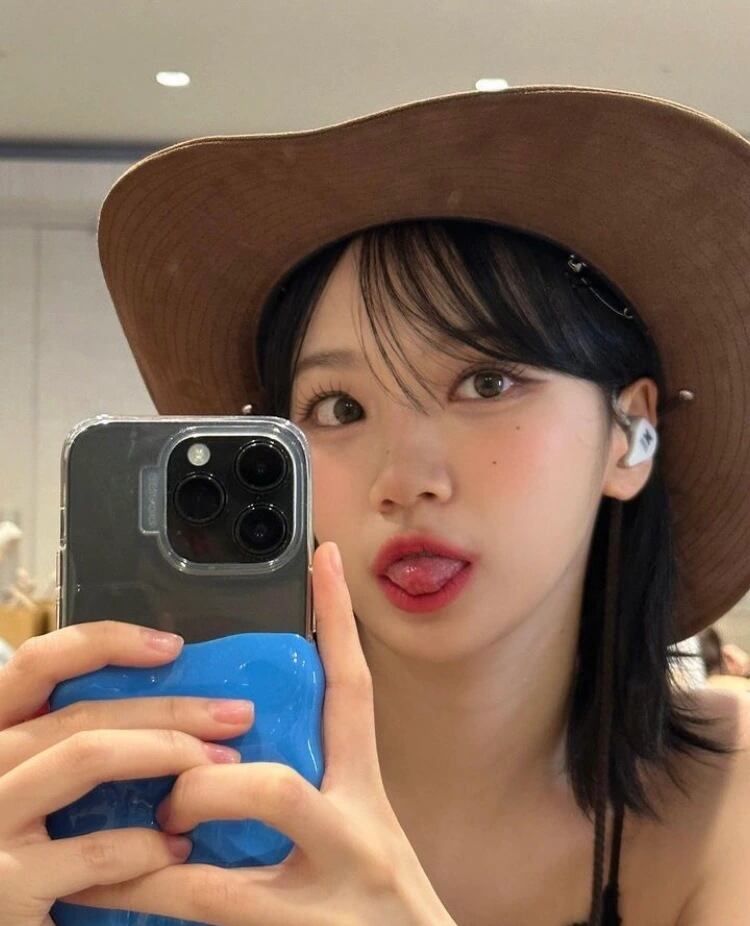 NEW 韓国アイドル話題スマホケース！[GRAGG] LANDING CORNER