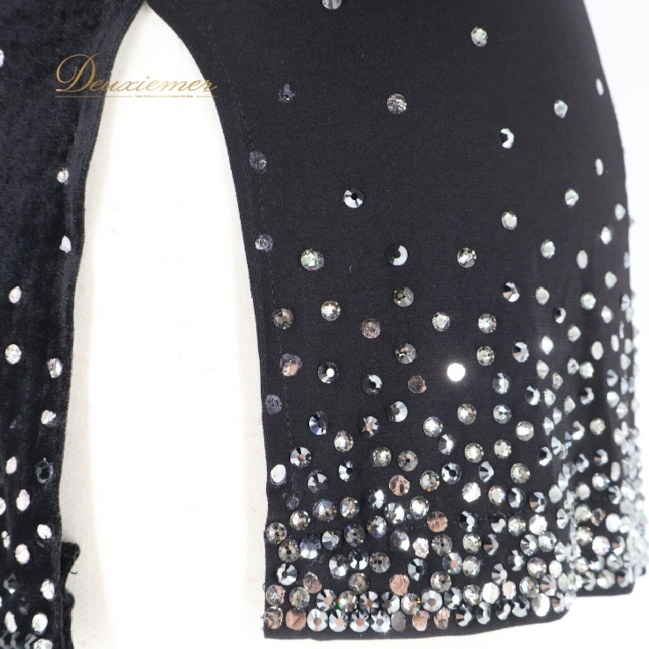 社交ダンス 衣装 ハセベ Hasebe シャツ ブラウス ベロア 装飾 ダンス パーティ ラテン 発表会 黒 おしゃれ 高級感 ジャズ ブラック系 ストレッチ ステージ エレガント メンズ コスチューム フォーマル