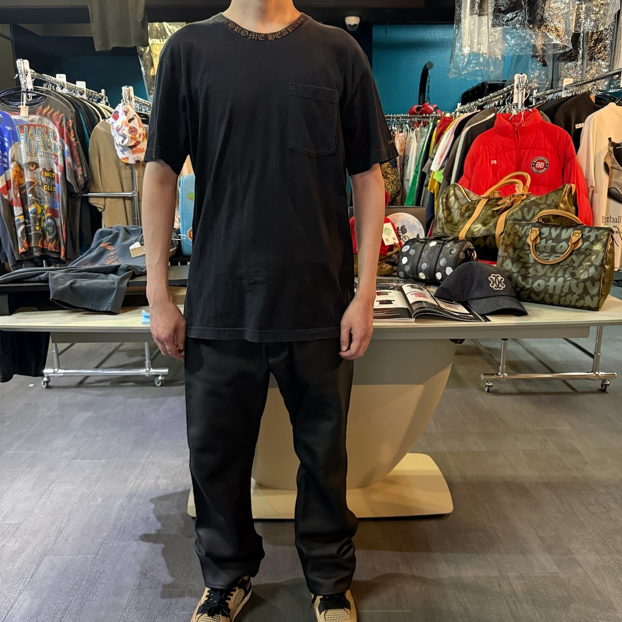 【CHROME HEARTS】クロムハーツ ネックロゴ Tシャツ