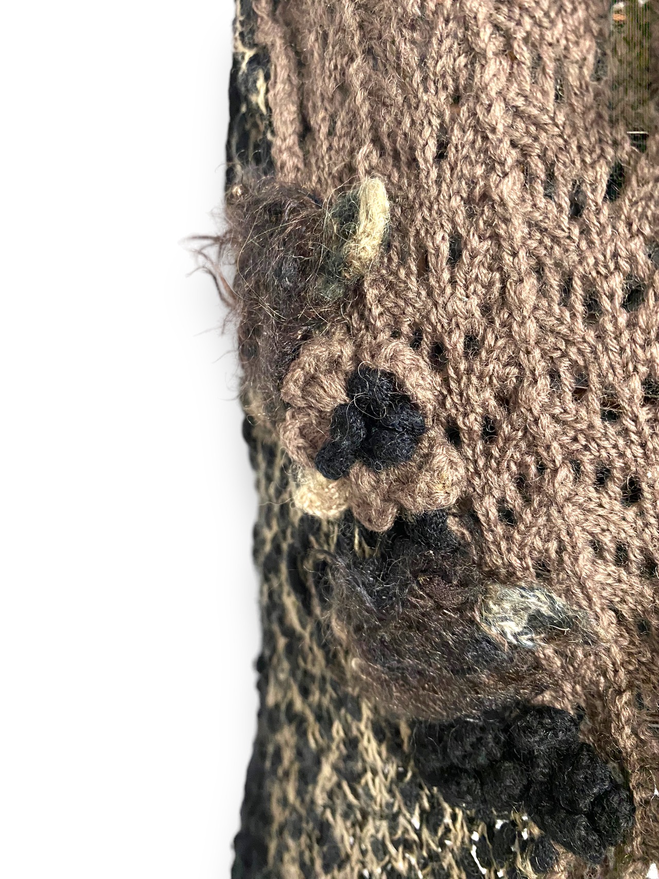 Sleeveless knit