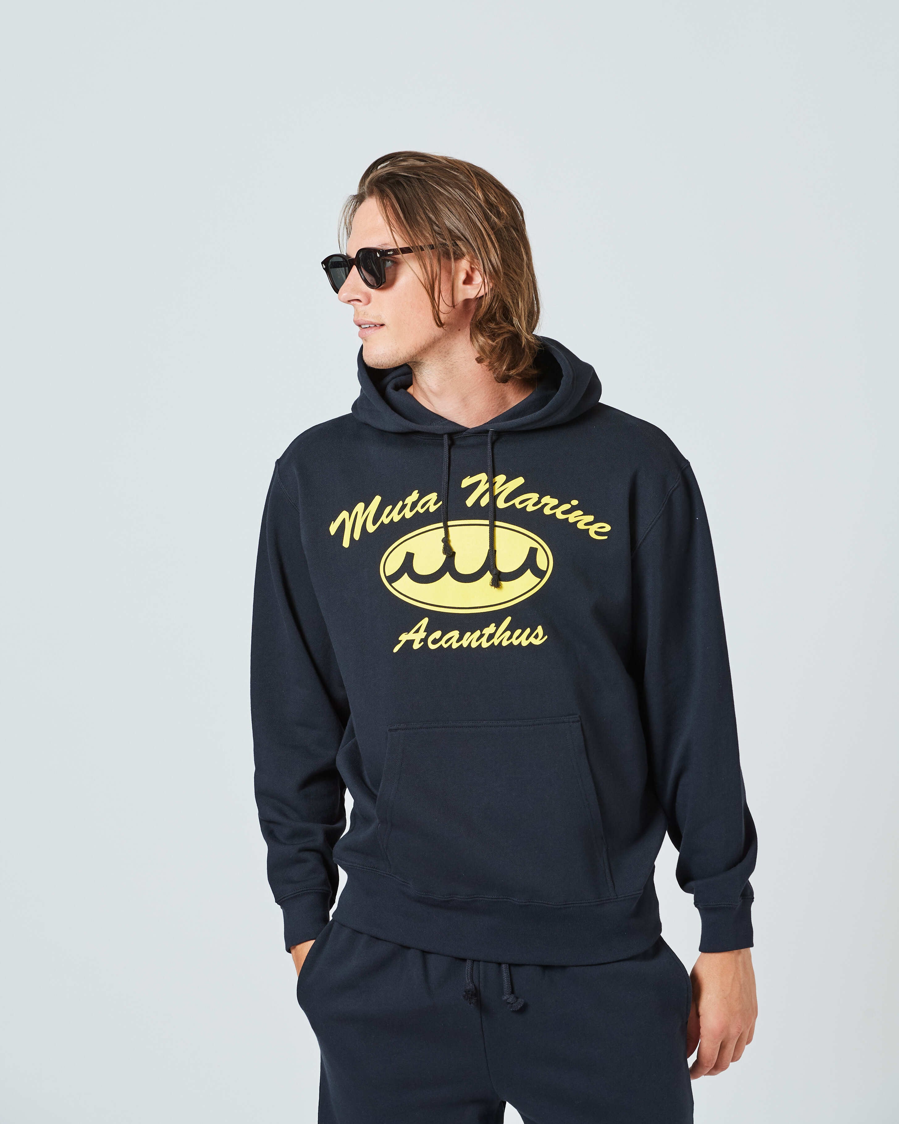 muta MARINE × ACANTHUS サークルロゴ スウェットパーカー