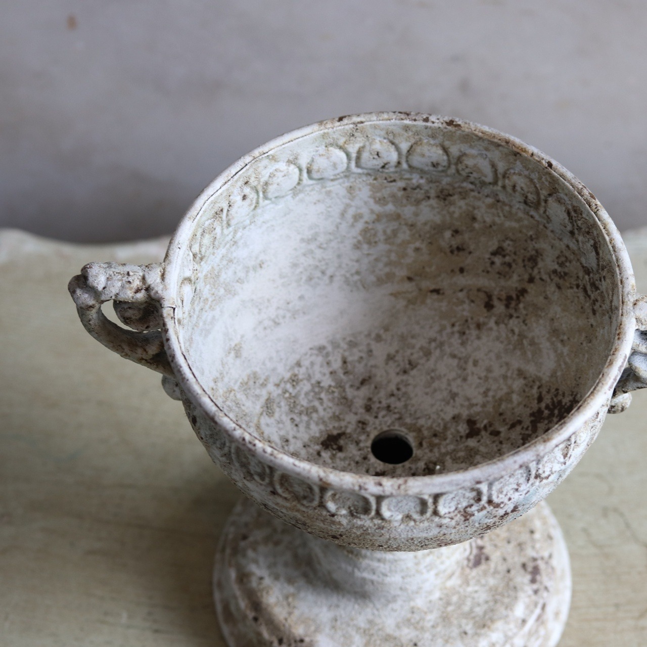 植木鉢　アンシャンハンドルカップSGY　アンティーク調　シャビーシック　オシャレ　UF559