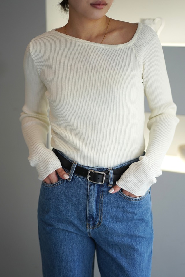 asymmetry neck rib knit アシンメトリーネックリブニット　Ivory