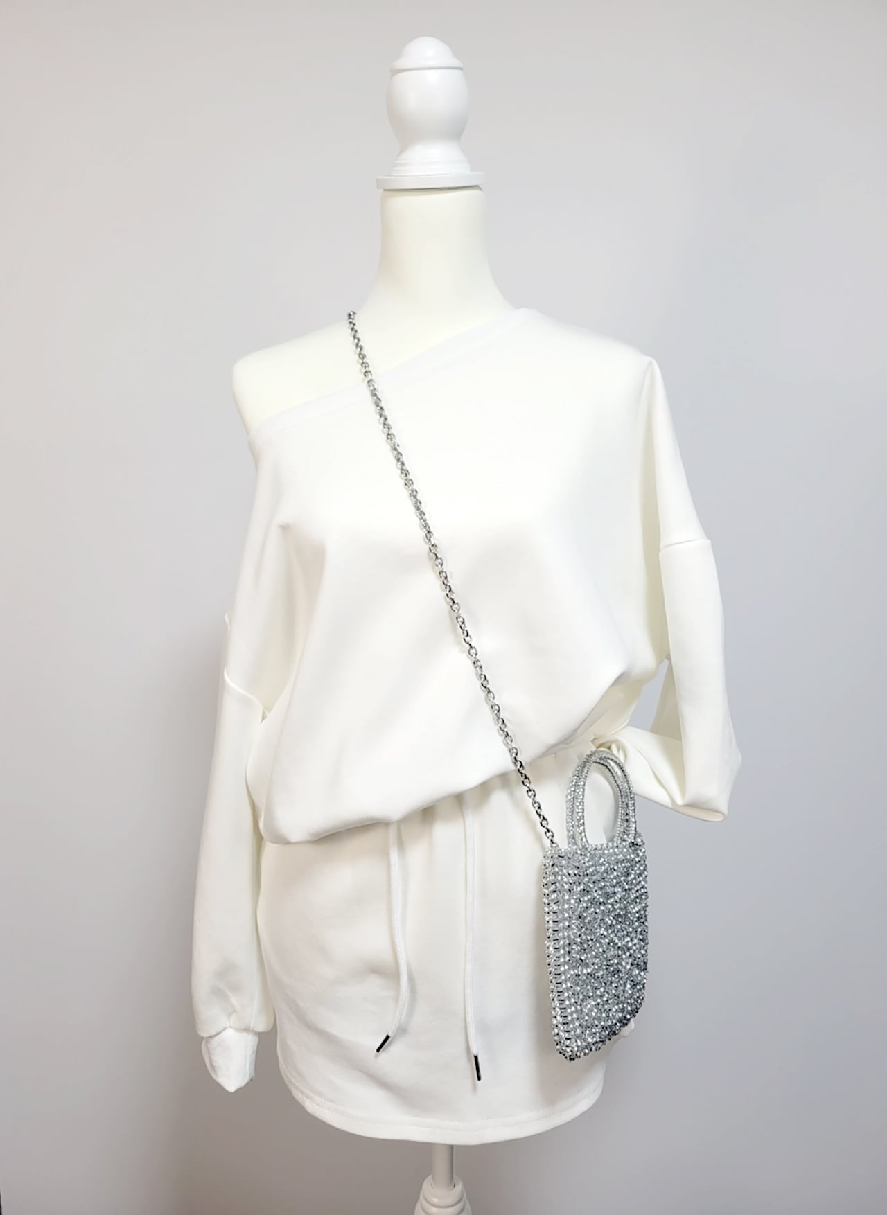 オフショルダーミニスカート セットアップ