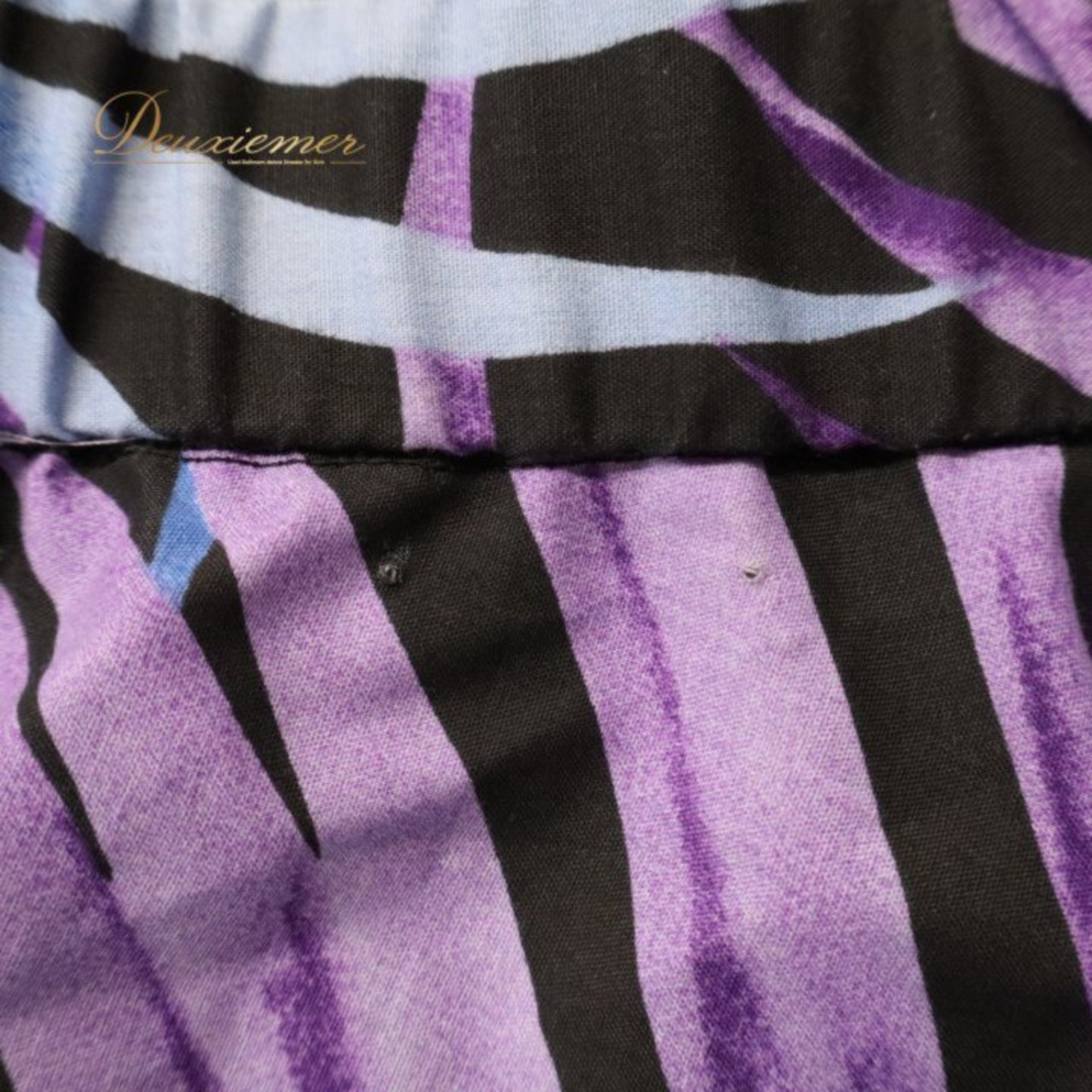 フラダンス 衣装 パウスカート ブラック系 ハワイアンプリント アロハ フラ ダンス レッスン 練習 黒 紫 水色 ダンス衣装 ハワイアンダンス レディース パープル系 ブルー系 スカート シングル 華やか 大人っぽい 上品 軽やか フレア かわいい おしゃれ パウスカート フラ スカート フラ衣装 ハワイアン柄 葉柄 植物柄 タロイモ柄 ボタニカル柄 総柄 リーフ柄 派手すぎない きれいめ カジュアル 発表会 衣裳 レッスン用 ルームウェア エレガント 軽い フレアスカート 紫系 ブルー系 くすみカラー