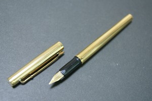 '80s　カランダッシュ エペ クルドパリ　CARAN D'ACHE　（細字）　14K　　　　　01086