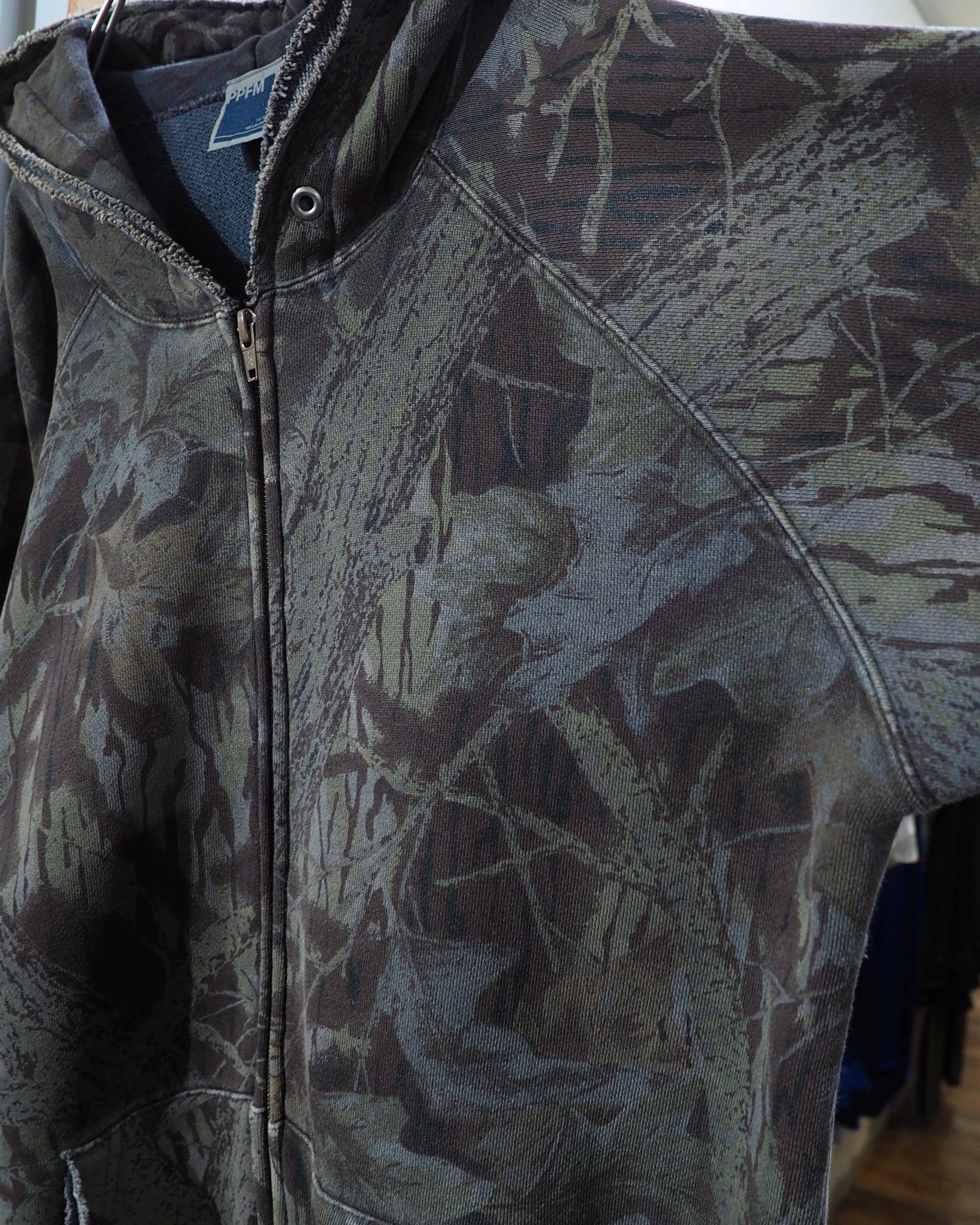 2002s " PPFM - Archive " Beautiful Aging Camouflage × Two stars Embroidery Full zip Parker ピーピーエフエム アーカイブ 星刺繍 パーカー