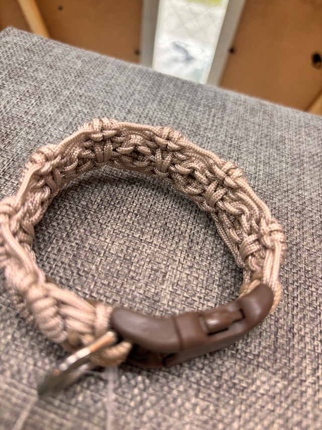 ハンドメイド マクラメ編み 犬用首輪 ベージュ　20cm 小型犬