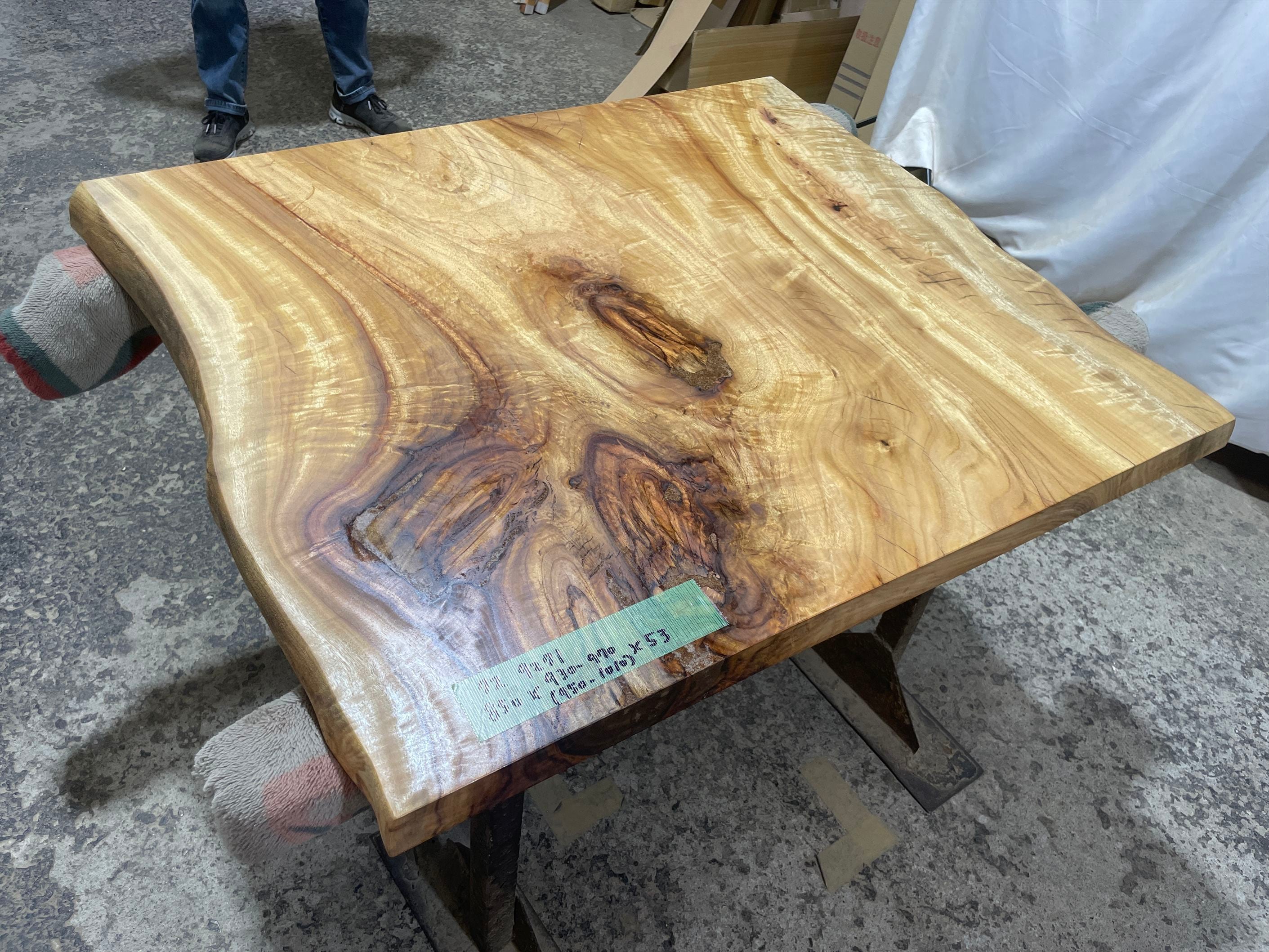 SHIN　天然一枚板全面木目ローテーブル‼️ 楽天市場】一枚板 ローテーブルの通販