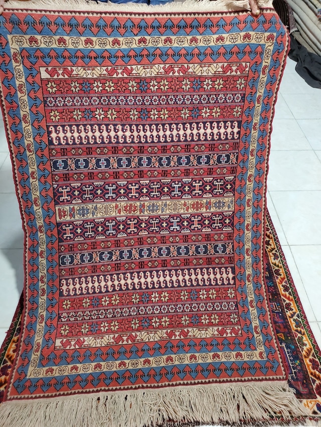 絨毯クエスト48【No.90】Kilim ※現在、こちらの商品はイランに置いてあります。ご希望の方は先ずは在庫のご確認をお願いします。