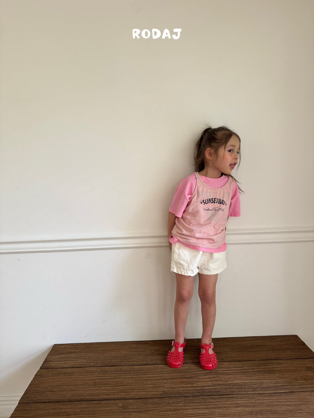 [RODAJ] Sunset Sleeveless (JS/JM/JL) / [로다제이] 선셋나시 (JS/JM/JL)