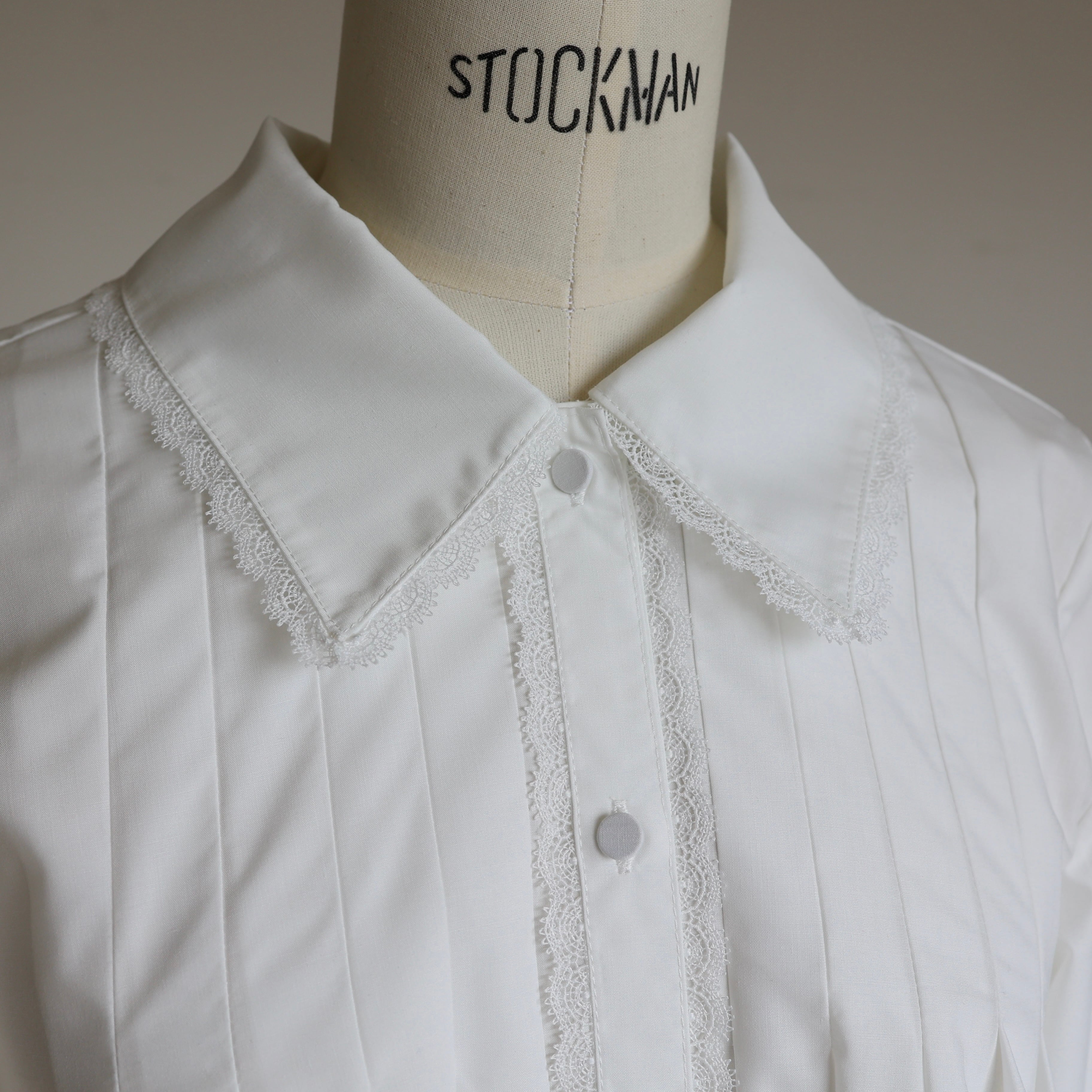 GPS-555 Tuck Long Sleeve Blouse | gypsohila