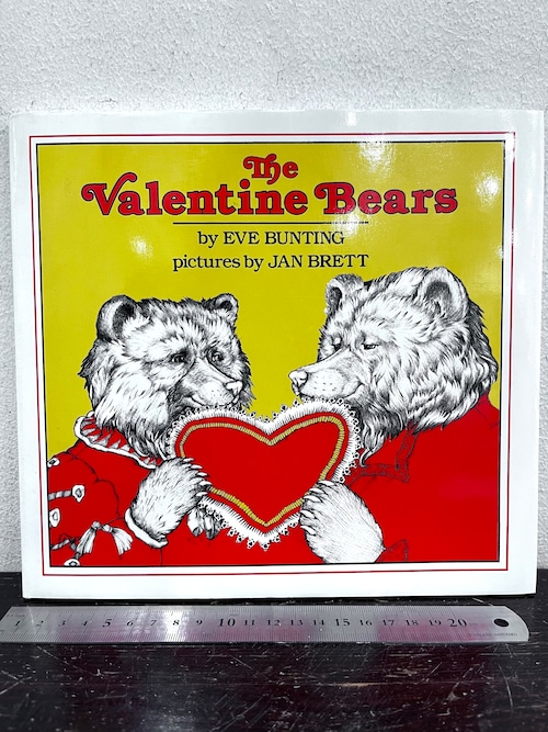 80's洋書絵本　The Valentine Bears