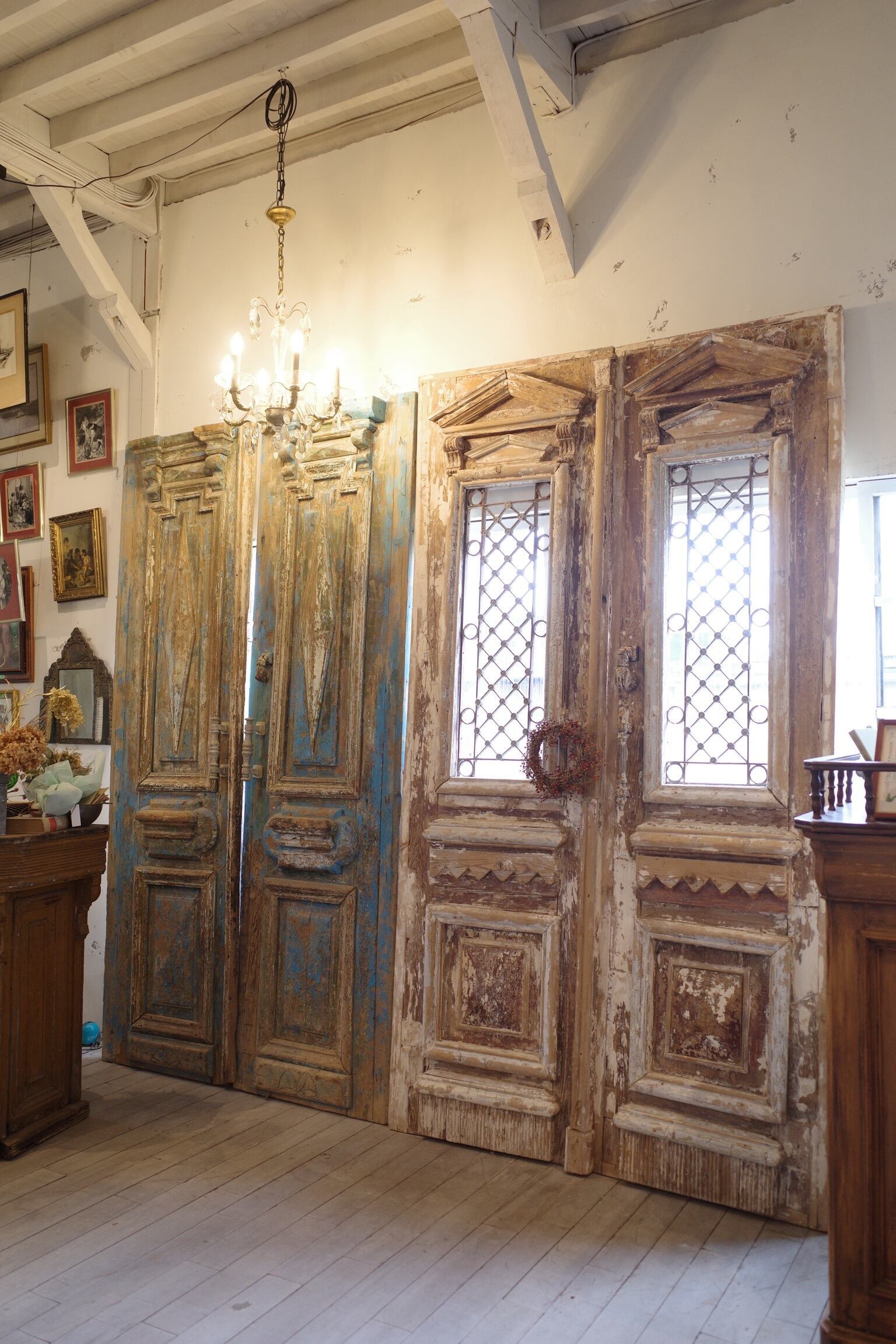 ドア/ペアドア(左側)/アンティーク/アンティークドアー/ディスプレイ/店舗什器/空間装飾/スタジオ