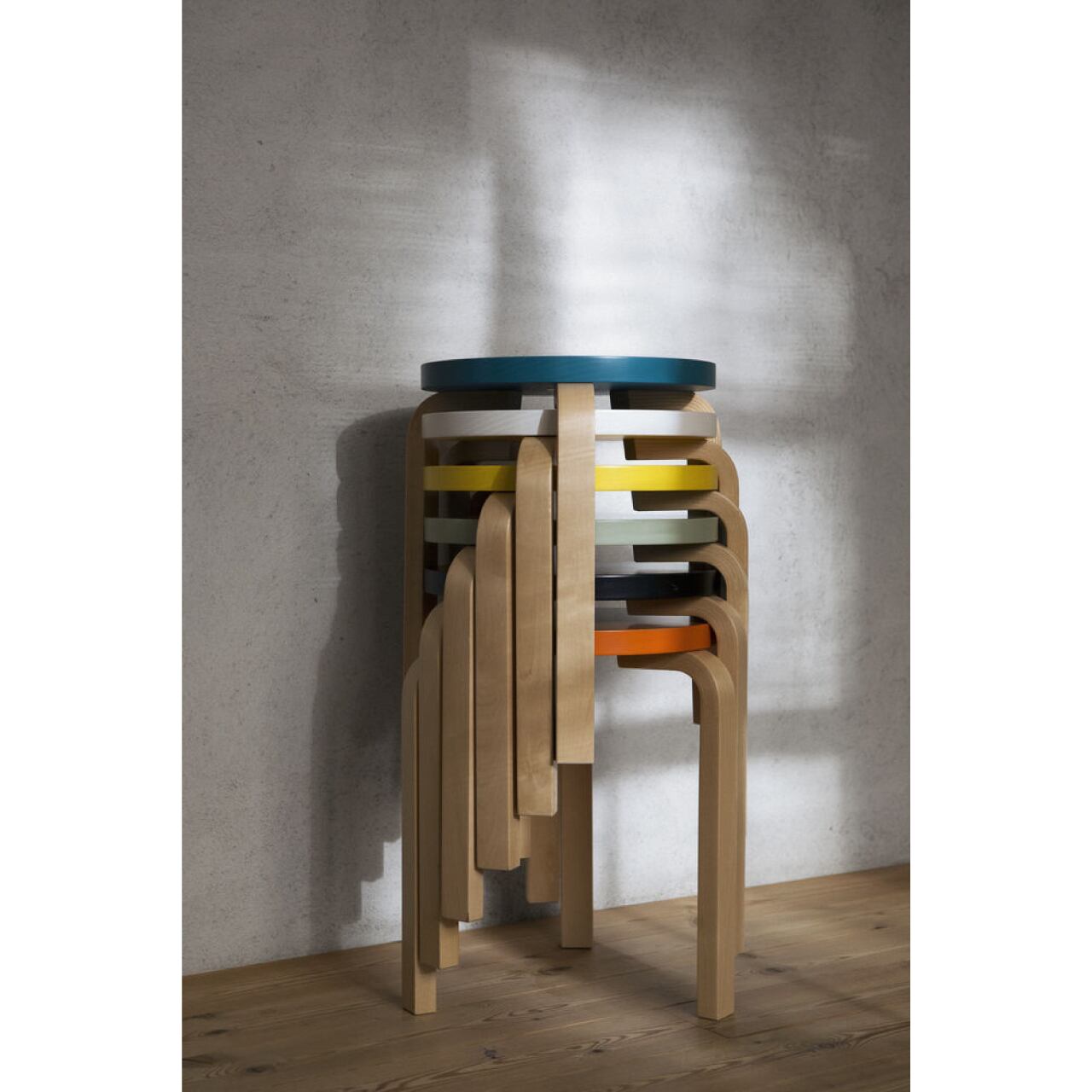 【最終価格】 artek アルテック 3本脚 スツール ブルー STOOL 60 スツール 60 / ブルー ラッカー / Stool 60 / blue lacquer / 3本脚