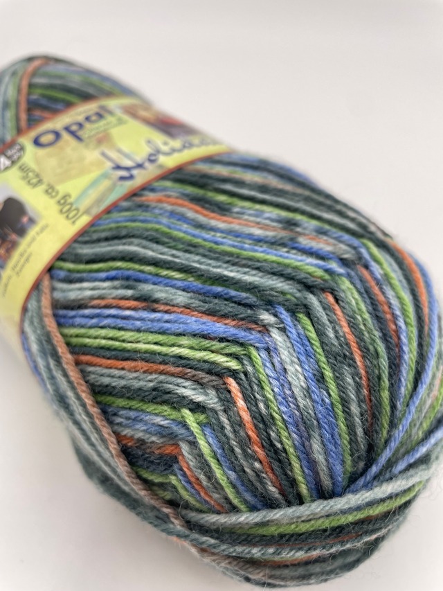 編む手が止まらない毛糸！Opal 『ホリデイズ』11244　4ply/4本撚り